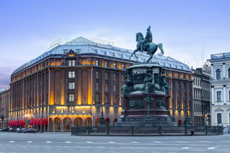 Hotel Astoria #Russia #stpetersburg #travel #5star #luxury #hotels #europe #beverlyhills #beverlyhillsmagazine #bevhillsmag