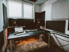 how to equip your music studio:#beverlyhills #beverlyhillsmagazine #musicstudio #musicstudio #homestudio #music #musicalinstruments #digitalkeyboard #computers