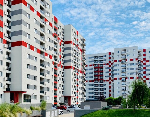 How to Manage Apartment Complexes #bevhillsmag #beverlyhills #beverlyhillsmagazine #realestate #business