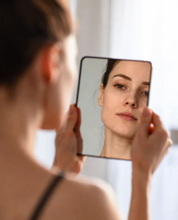 How To Stop Free Radicals From Damaging Your Skin #FreeRadicals, #AntioxidantSkincare, #FerulicAcid, #Skinceuticals, #UVProtection, #PollutionDefense, #HealthySkin, #BevHillsMag, #BeverlyHills, #BeverlyHillsMagazine