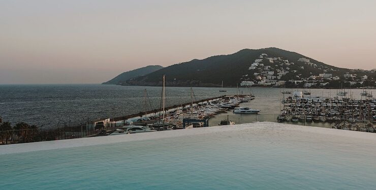 Aguas de Ibiza: An Eco-luxury Hotel #travel #fivestarhotels #luxuryhotel #vacation #exclusivegetaway #beverlyhillsmagazine #beverlyhills