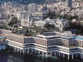 A Glamorous Vacation at Fairmont Monte Carlo #travel #fivestarhotels #luxuryhotel #vacation #exclusivegetaway #beverlyhillsmagazine #beverlyhills
