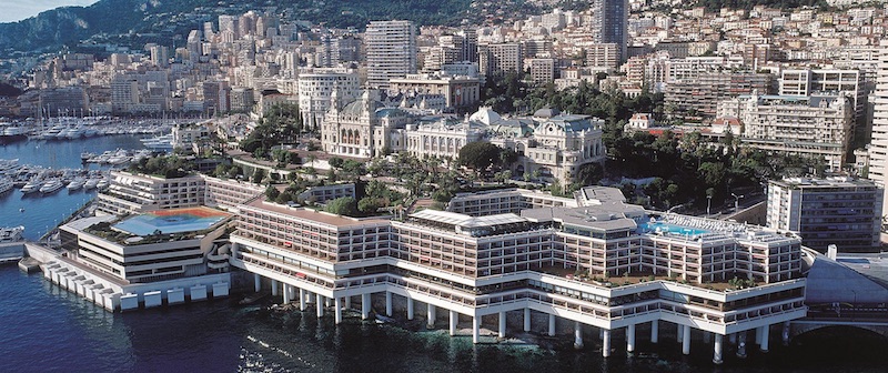 A Glamorous Vacation at Fairmont Monte Carlo #travel #fivestarhotels #luxuryhotel #vacation #exclusivegetaway #beverlyhillsmagazine #beverlyhills