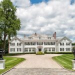 'Money Pit' Movie House