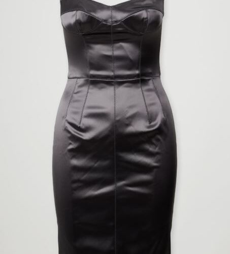 Julien’s Auctions will showcase legendary couture, celebrity-worn fashion, and rare luxury pieces at The Peninsula Beverly Hills hotel #aucton #luxurygoods #beverlyhills #beverlyhillsmagazine #bevhillsmag