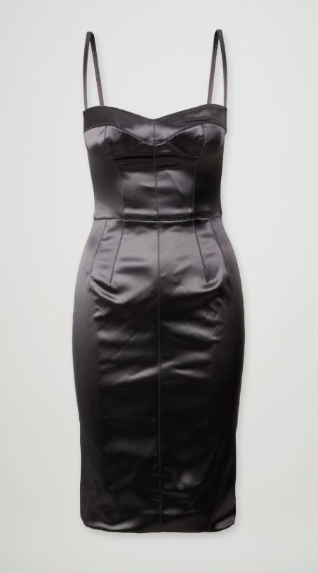 Julien’s Auctions will showcase legendary couture, celebrity-worn fashion, and rare luxury pieces at The Peninsula Beverly Hills hotel #aucton #luxurygoods #beverlyhills #beverlyhillsmagazine #bevhillsmag