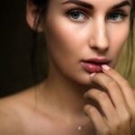 Do's & Don't For Recovering From A Facelift #beauty #beautymagazine #facelift #plasticsurgery #bevhillsmag #beverlyhillsmagazine #bevhillsmag