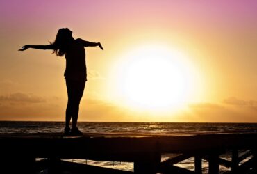 Early Sobriety: Essential Tips for Navigating Your First 90 Days #bevhillsmag #beverlyhills #beverlyhillsmagazine #sober #getsober #sobriety