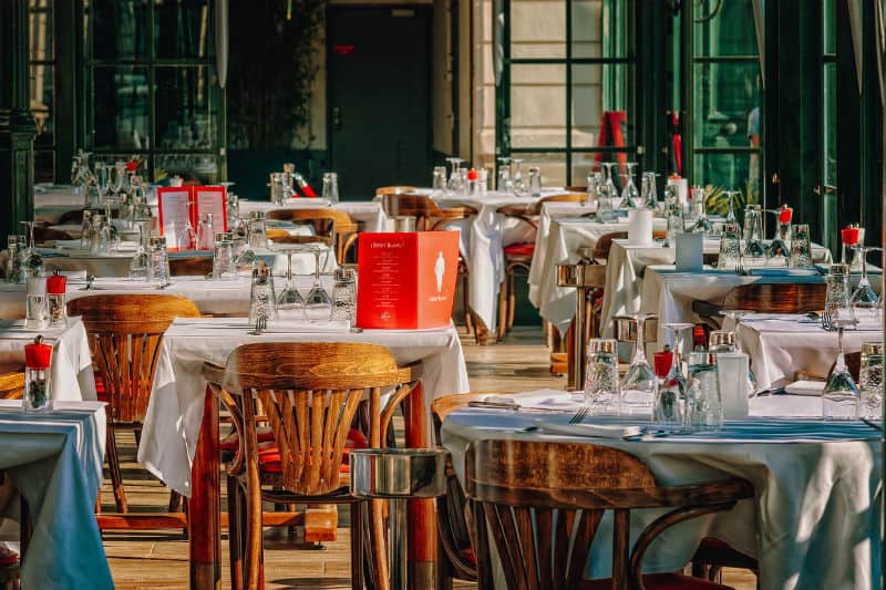 How To Give Great Customer Service In Your Restaurant #business #success #restaurant #customerservice #restaurants #beverlyhills #bevhillsmag #beverlyhillsmagazine