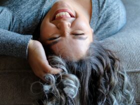 Stylish Gray Wigs #bevhillsmag #beverlyhills #beverlyhillsmagazine #silverhair