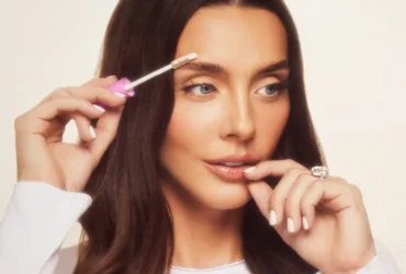 The Skinny Confidential: Innovative Beauty Products #TheSkinnyConfidential, #BeautySalt, #CaffeinatedSunscreen, #IceRoller, #MintRoller, #DepuffingFaceOil, #LymphaticDrainageRoller, #BevHillsMag, #BeverlyHills, #BeverlyHillsMagazine