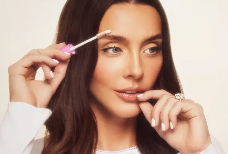 The Skinny Confidential: Innovative Beauty Products #TheSkinnyConfidential, #BeautySalt, #CaffeinatedSunscreen, #IceRoller, #MintRoller, #DepuffingFaceOil, #LymphaticDrainageRoller, #BevHillsMag, #BeverlyHills, #BeverlyHillsMagazine