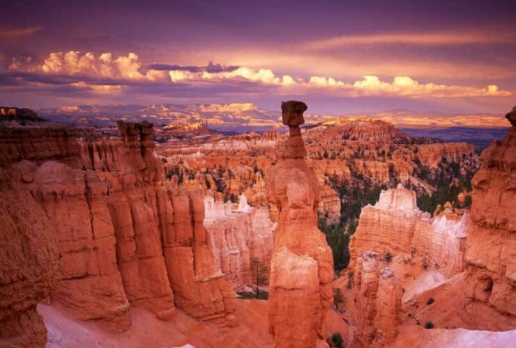 3 Reasons to Go RV Camping in Bryce Canyon #travel #vacation #brycecanyon #utah #bevhillsmag #beverlyhillsmagazine #beverlyhills #luxury