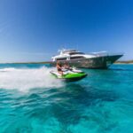 5 Adventurous Things to Do in the Bahamas #exclusiveescapes #vacation #luxurylifestyle #french #hotels #travel #luxury #hotels #exclusive #getaway #destinations #resorts #beautiful #life #traveling #bucketlist #beverlyhills #BevHillsMag #bahams #beaches #watersports #love #fun #vacation #travel
