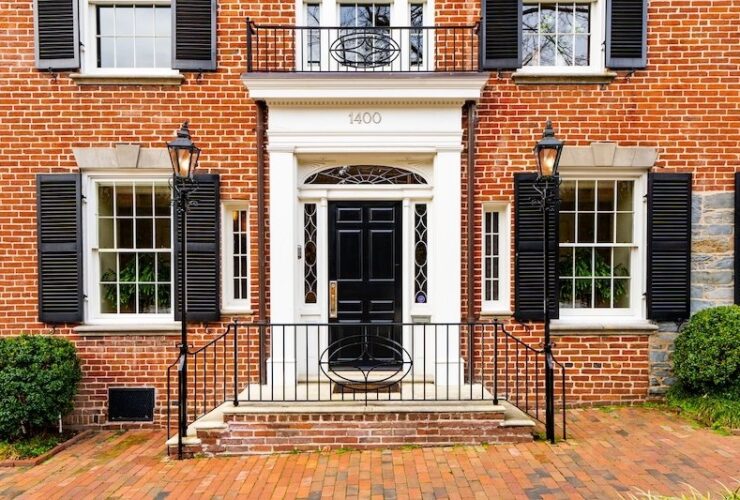 JFK's Beautiful Georgetown Home #luxury #realestate #homesforsale #celebrity #celebrityhomes #celebrityrealestate #dreamhomes #jfk #beverlyhills #beverlyhillsmagazine #bevhillsmag
