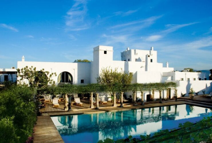 Vacation at the New Masseria Torre Maizza #Fivestarhotels #puglia #italy #exclusiveescapes #vacation #luxurylifestyle #london #hotels #travel #luxury #hotels #exclusive #getaway #destinations #england #beautiful #life #traveling #bucketlist #beverlyhills #BevHillsMag #vacation #travel