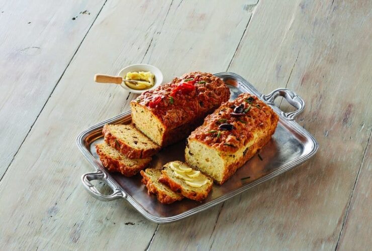 #Royal Recipes by Carolyn Robb: Cheese & Tomato Bread #recipe #bread #recipes #food #cook #cooking #beverlyhills #beverlyhillsmagazine #carolynrobb #celebritychef #chef