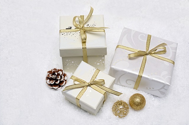 Awesome Gift Ideas For Friends & Family