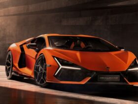 Lamborghini Revuelto #beverlyhills #beverlyhillsmagazine #bevhillsmag #lamborghini #dreamcar #popularcarmagazine #carmagazine #coolcars #exoticcars #fastcars #supercars #sportscar #luxurycars