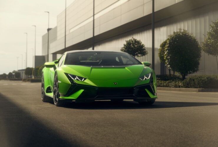 Lamborghini Huracan Tecnica #bevhillsmag #beverlyhills #beverlyhillsmagazine #lamborghini #amazingcars #fastcars #carmagazine
