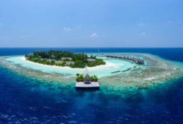 Vacation on the Island #Paradise of #Kandolhu #vacation #travel #bucketlist #beverlyhills #beverlyhillsmagazine #maldives #hotels #srilanka #islands #beaches