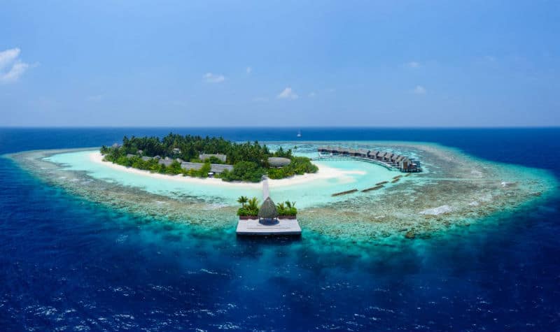 Vacation on the Island #Paradise of #Kandolhu #vacation #travel #bucketlist #beverlyhills #beverlyhillsmagazine #maldives #hotels #srilanka #islands #beaches