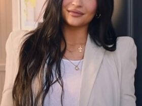 Kylie Jenner #bevhillsmag #beverlyhillsmagazine #beverlyhills #celebrities #moviestars #hollywoodspotlight #celebrityspotlight #kyliejenner