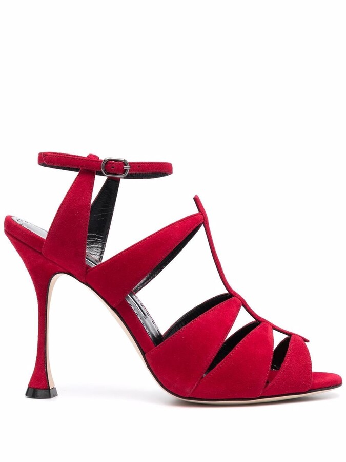 Red Manolo Blahnik Pumps #fashion #shop #style #bevhillsmag #beverlyhillsmagazine #ManoloBlahnik #heels #shoes