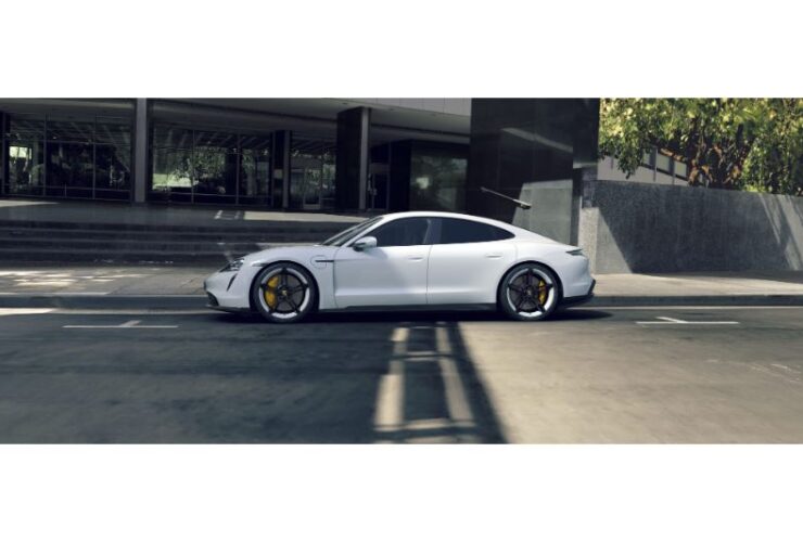 2020 Porsche Taycan vs 2012 Tesla Model S #cars #dreamcars #tesla #porsche #beverlyhills #beverlyhillsmagazine