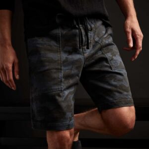 James Perse Camo Shorts #fashion #style #shop #bevhillsmag #beverlyhills #beverlyhillsmagazine #JamesPerse #shorts #camoshorts #camo