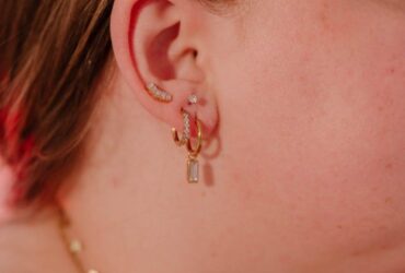 Why Gym-Goers and Runners Are Loving Flat Back Earrings #jewelry #earrings #bevhillsmag #beverlyhills #beverlyhillsmagazine