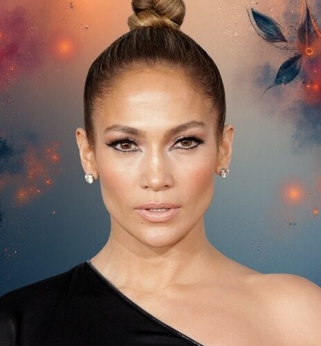 Hollywood Spotlight: Jennifer Lopez #MovieStars, #Hollywood, #HollywoodSpotlight, #BevHillsMag, #BeverlyHills, #BeverlyHillsMagazine, #FamousStars, #Celebrities, #JenniferLopez, #JLo