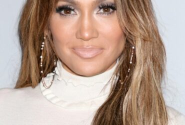 Jennifer Lopez Beauty Secret #bevhillsmag #beverlyhillsmagazine #beverlyhills #celebrities #moviestars #hollywoodspotlight #celebrityspotlight #jenniferlopez #jlo
