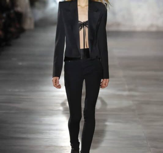 Paris Fashion Week SS 2017: Yves Saint Laurent