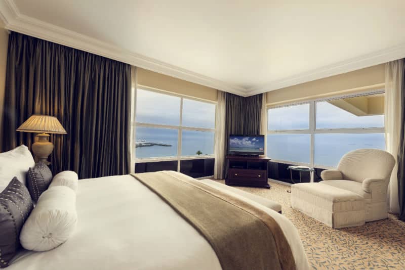 Travel To Table Bay Hotel, South Africa