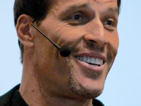 Tony Robbins: A Trailblazing Business Leader, Entrepreneur, and Author #tonyrobbins #business #success #entrepreneurs