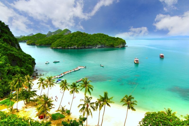 How To Enjoy A Wellness Yacht Charter #yachts #vacations #yachtcharter #bevhillsmag #beverlyhills #beverlyhillsmagazine